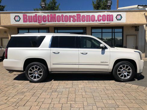 Used 2015 GMC Yukon XL Denali w/ Touring Package AWD/4WD image 1