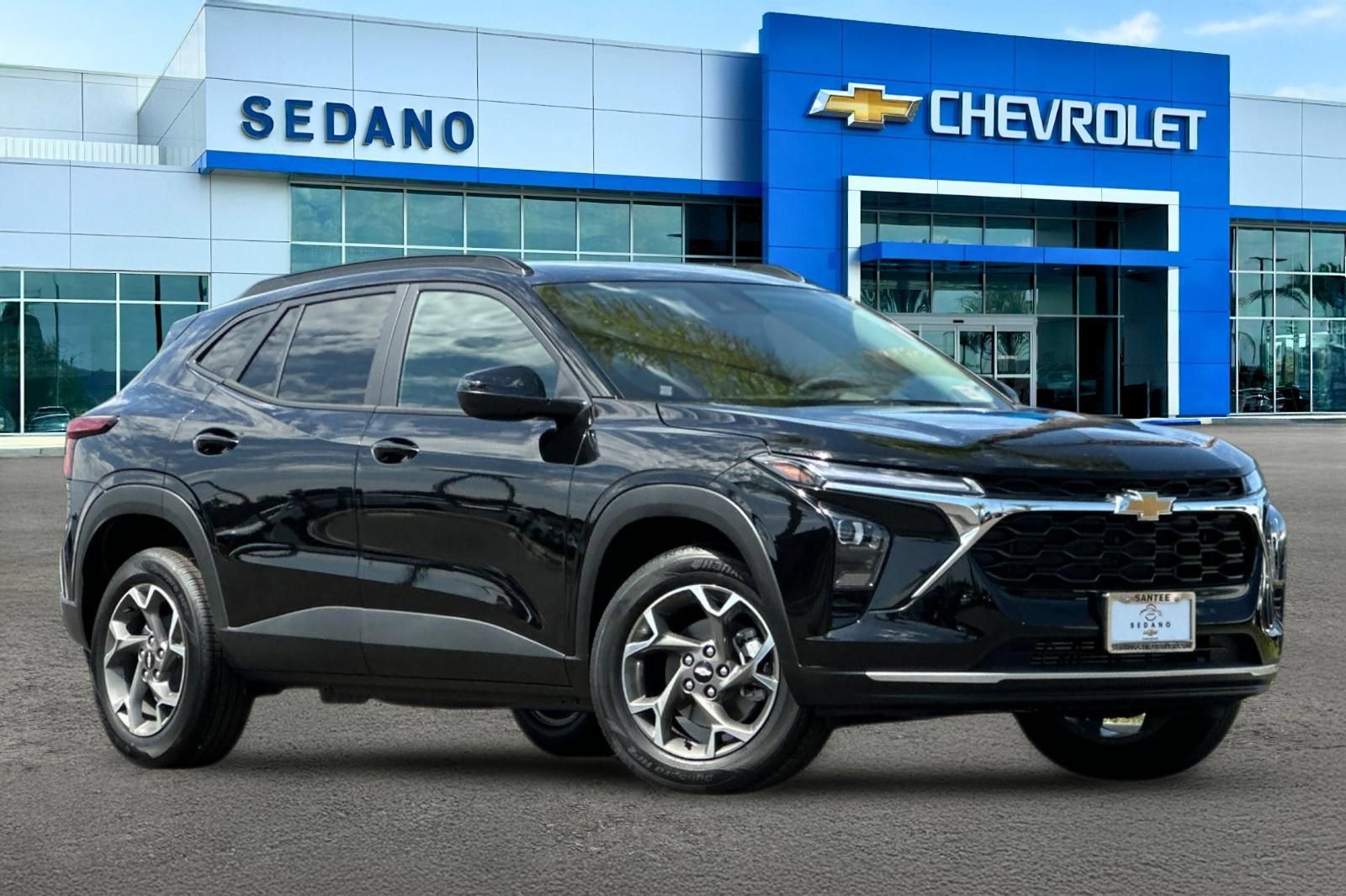 New 2026 Chevrolet Trax LT FWD image 2