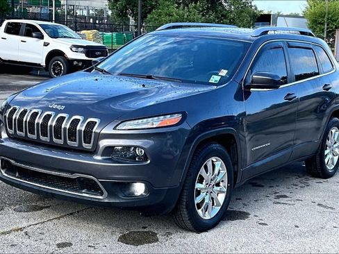 Used 2018 Jeep Cherokee Limited AWD/4WD image 3