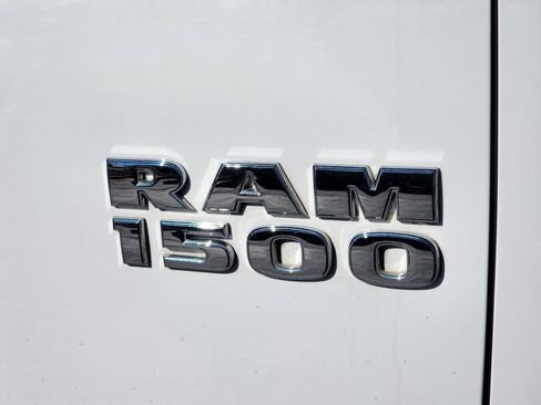 Used 2017 RAM 1500 Classic SLT image 7