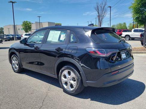 Certified 2023 Honda HR-V LX image 6