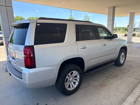 Used 2018 Chevrolet Tahoe LS RWD image 4