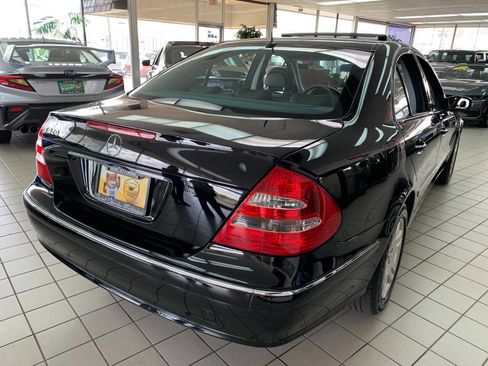 Used 2005 Mercedes-Benz E 320 Sedan image 7