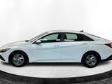 Used 2024 Hyundai Elantra SE image 2