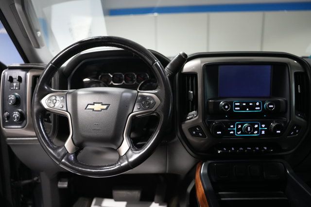 Used 2018 Chevrolet Silverado 2500 High Country w/ Duramax Plus Package AWD/4WD image 2