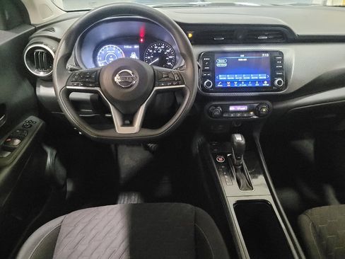 Used 2021 Nissan Kicks SV FWD image 22