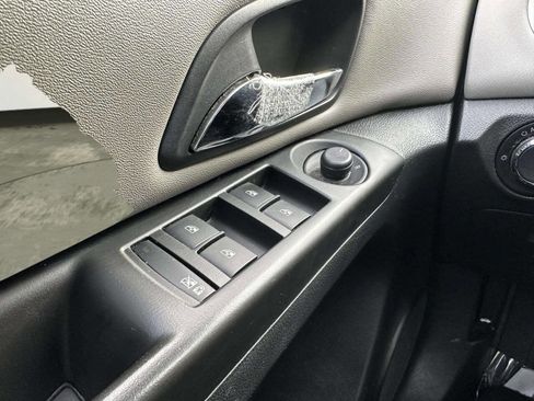 Used 2012 Chevrolet Cruze LS w/ Connectivity Package image 31