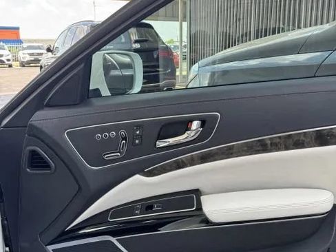 Used 2015 Kia K900 Luxury RWD image 21