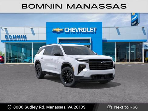 New 2026 Chevrolet Traverse LT w/ Midnight/Sport Edition AWD/4WD image 2