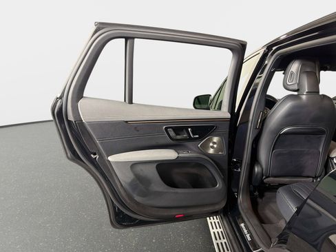 Used 2024 Mercedes-Benz EQS 450+ 4MATIC SUV w/ Exclusive Trim Package image 31