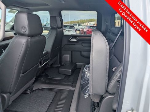 New 2026 GMC Sierra 3500 Denali w/ Denali Reserve Package image 10