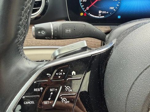 Used 2023 Mercedes-Benz E 350 4MATIC Sedan image 19
