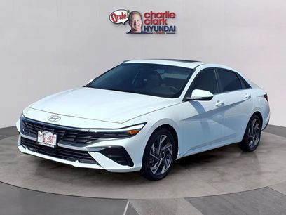 Certified 2025 Hyundai Elantra Limited