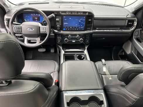 Certified 2023 Ford F250 Lariat w/ Lariat Ultimate Package AWD/4WD image 4