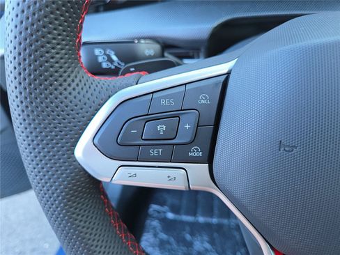New 2026 Volkswagen GTI SE FWD image 16