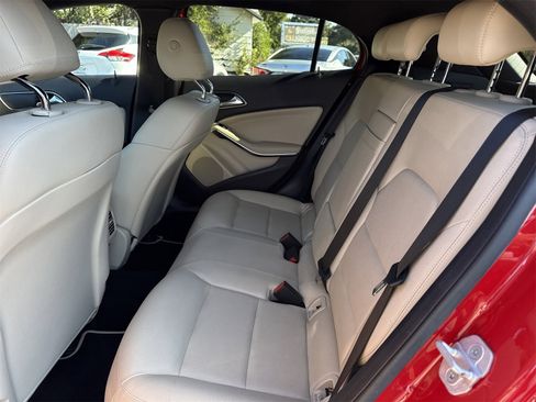 Used 2016 Mercedes-Benz GLA 250 GLA 250 image 11