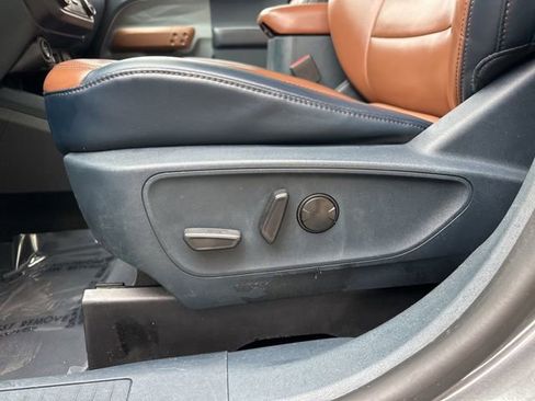 Used 2022 Ford Maverick Lariat w/ Lariat Luxury Package FWD image 27