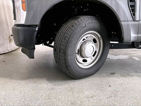 Used 2025 Ford F250 XL RWD image 20
