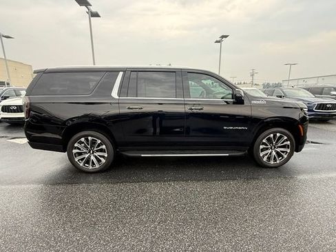 Used 2026 Chevrolet Suburban High Country w/ Sun And Tow Package AWD/4WD image 15