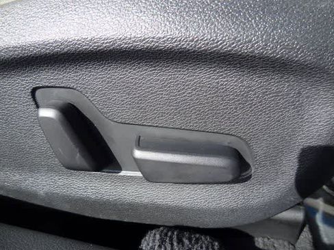 Used 2018 Hyundai Sonata Limited image 19