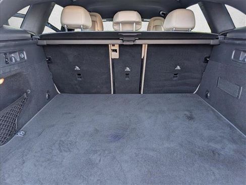 Used 2023 Mercedes-Benz GLC 300 image 6