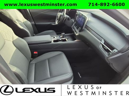 Used 2024 Lexus RX 350 Premium w/ Cold Area Package FWD image 5