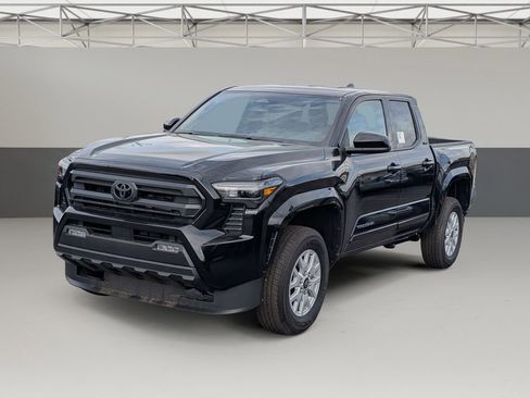 New 2026 Toyota Tacoma SR5 image 3