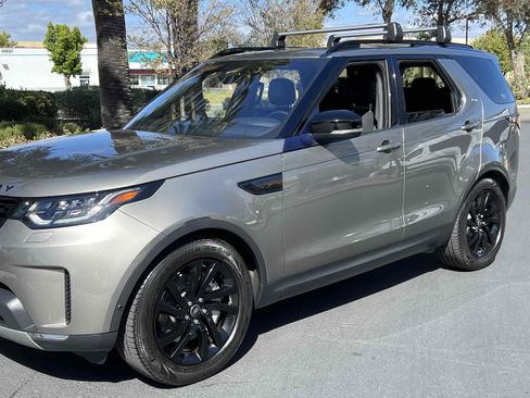 Used 2018 Land Rover Discovery HSE AWD/4WD image 74