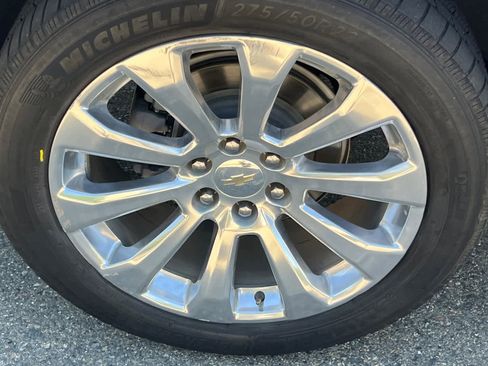 Used 2021 Chevrolet Tahoe Premier AWD/4WD image 17