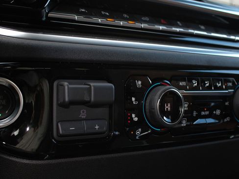 New 2026 Chevrolet Silverado 1500 High Country image 35