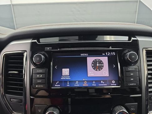 Used 2019 Nissan Titan Platinum Reserve image 34