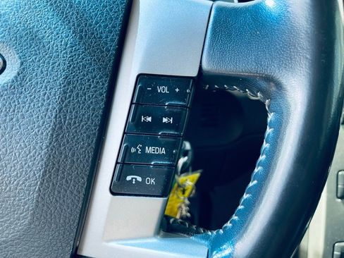 Used 2011 Ford Flex SEL w/ Rapid Spec Order Code AWD/4WD image 16
