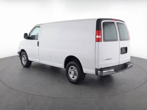 Used 2025 Chevrolet Express 3500 LT w/ LT Preferred Equipment Group image 5