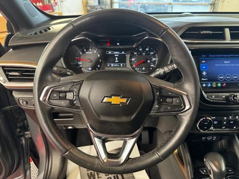 Used 2023 Chevrolet TrailBlazer ACTIV w/ Convenience Package image 17
