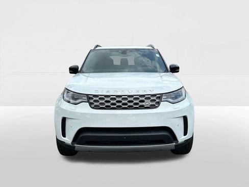 New 2025 Land Rover Discovery S image 6