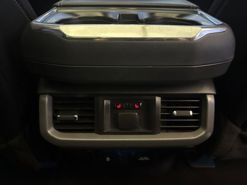 Used 2022 Ford F150 Lariat w/ Equipment Group 502A High image 27