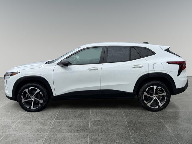 Certified 2024 Chevrolet Trax RS w/ Driver Confidence Package FWD image 2