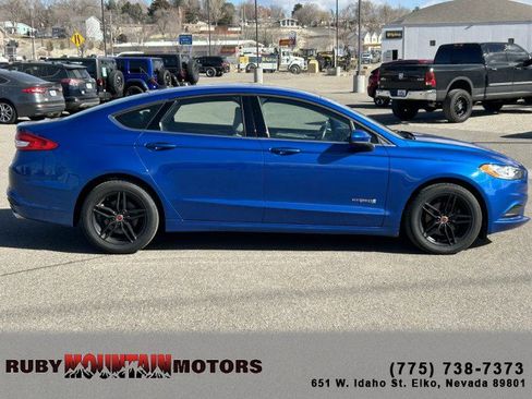 Used 2017 Ford Fusion S image 8