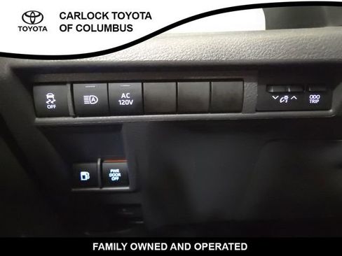 Used 2021 Toyota Sienna XSE w/ XSE Plus Package image 25