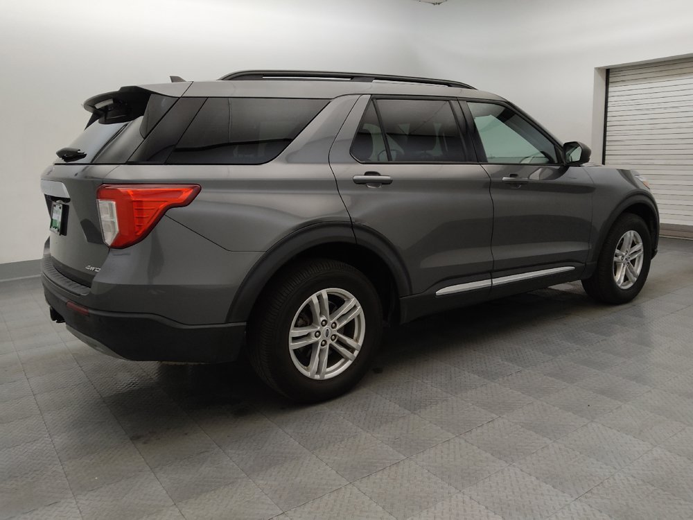 Used 2023 Ford Explorer XLT w/ Equipment Group 202A AWD/4WD image 10