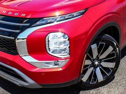 New 2025 Mitsubishi Outlander SE FWD image 49