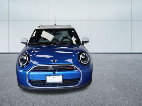 Used 2025 MINI Cooper S FWD image 11