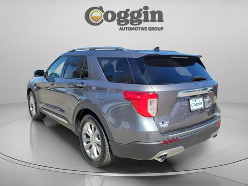 Used 2023 Ford Explorer Limited w/ Equipment Group 301A image 3