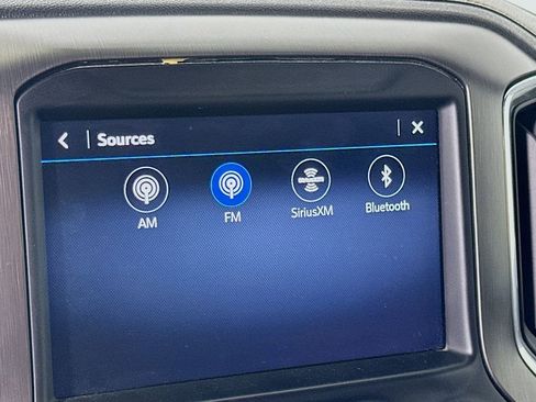 Used 2022 GMC Sierra 2500 AT4 image 28