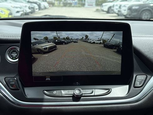 Used 2023 Chevrolet Blazer LT FWD image 23
