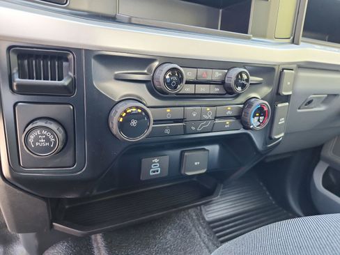 New 2025 Ford F250 XL w/ 360-Degree Camera Package image 21