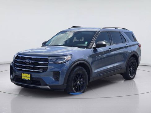 Used 2026 Ford Explorer Active RWD image 1
