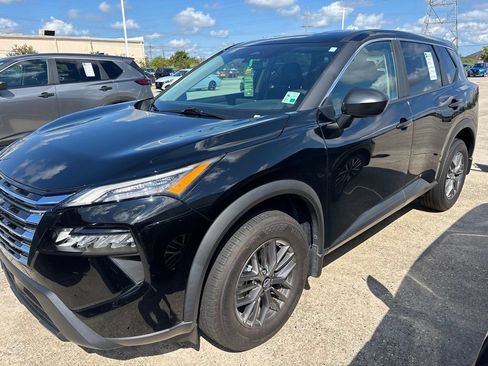 Used 2026 Nissan Rogue S FWD image 1