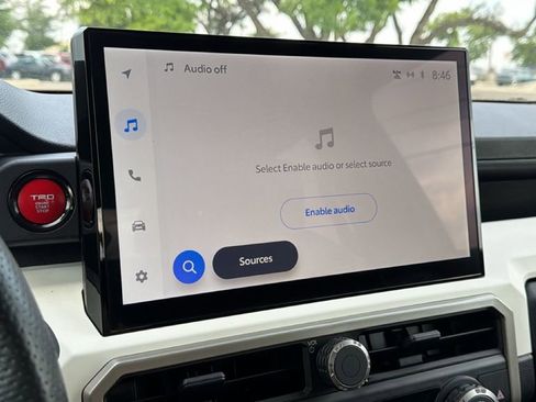 Used 2024 Toyota Tacoma TRD Off-Road AWD/4WD image 28