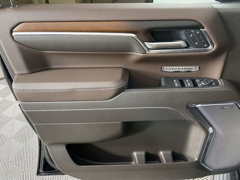 Used 2025 GMC Sierra 1500 Denali image 22